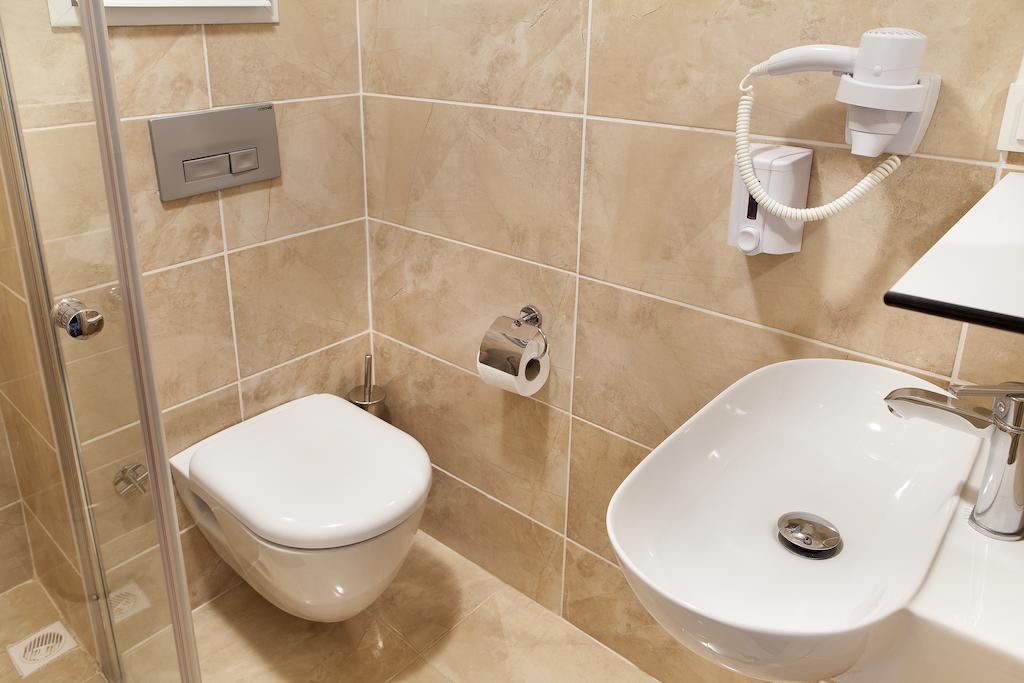 Hotel Emge اسطنبول الغرفة الصورة